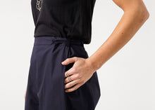 Load image into Gallery viewer, Wide Cropped Trouser in Navy